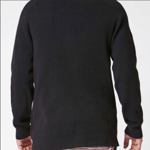 Modern Amusement Black Crewneck Pocket Swe… - Picture 2 of 10